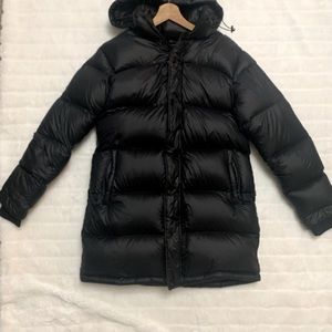 Aritzia TNA Super Puff Mid Length - S